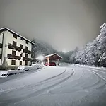 Cervinia House - Alpine & *