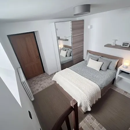 Cervinia House - Alpine & Apartment Valtournenche