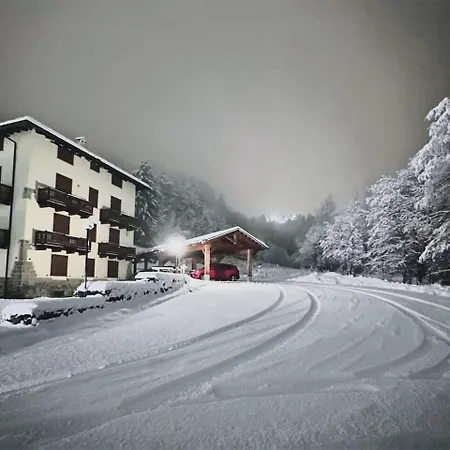 Cervinia House - Alpine & *