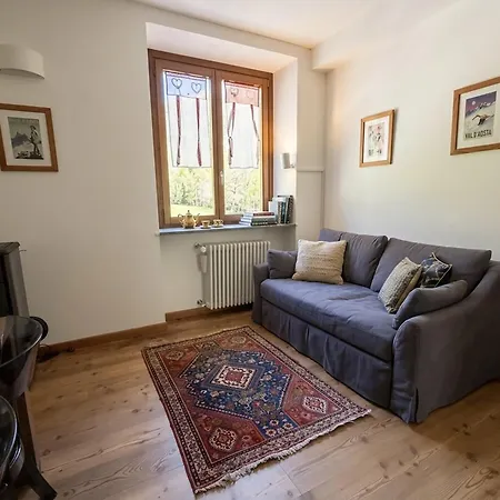 Cervinia House - Alpine & Apartman Valtournenche